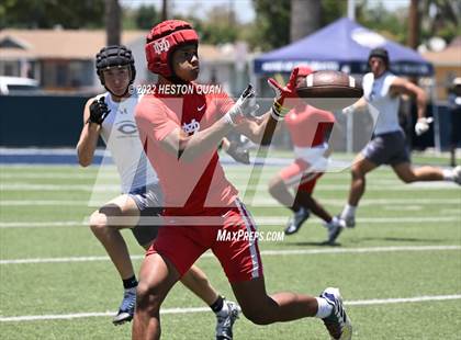 Thumbnail 3 in Mater Dei vs. Carlsbad (Brave 8 Invitational) photogallery.