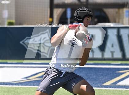 Thumbnail 3 in Mater Dei vs. Carlsbad (Brave 8 Invitational) photogallery.