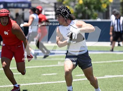 Thumbnail 3 in Mater Dei vs. Carlsbad (Brave 8 Invitational) photogallery.