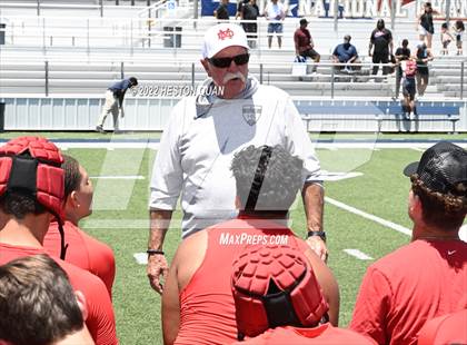 Thumbnail 1 in Mater Dei vs. Carlsbad (Brave 8 Invitational) photogallery.