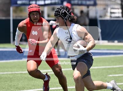 Thumbnail 3 in Mater Dei vs. Carlsbad (Brave 8 Invitational) photogallery.