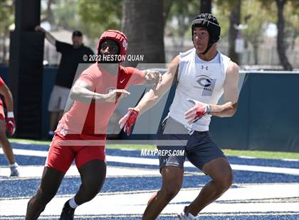 Thumbnail 3 in Mater Dei vs. Carlsbad (Brave 8 Invitational) photogallery.