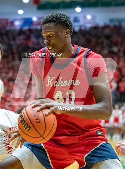 Thumbnail 3 in Kokomo vs. Fishers (IHSAA 4A Regional 3 Championship) photogallery.