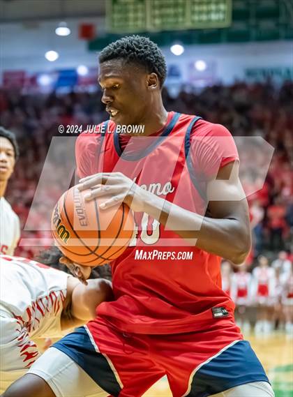 Thumbnail 2 in Kokomo vs. Fishers (IHSAA 4A Regional 3 Championship) photogallery.