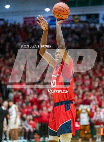 Thumbnail 2 in Kokomo vs. Fishers (IHSAA 4A Regional 3 Championship) photogallery.