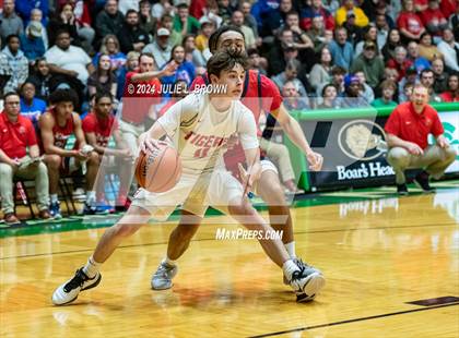 Thumbnail 3 in Kokomo vs. Fishers (IHSAA 4A Regional 3 Championship) photogallery.