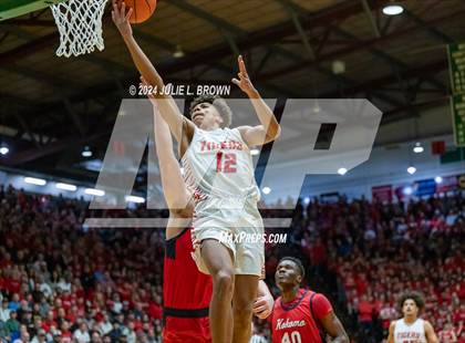 Thumbnail 1 in Kokomo vs. Fishers (IHSAA 4A Regional 3 Championship) photogallery.