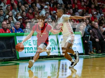 Thumbnail 1 in Kokomo vs. Fishers (IHSAA 4A Regional 3 Championship) photogallery.