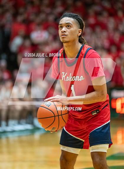 Thumbnail 1 in Kokomo vs. Fishers (IHSAA 4A Regional 3 Championship) photogallery.