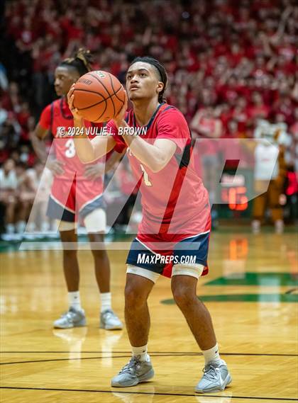Thumbnail 3 in Kokomo vs. Fishers (IHSAA 4A Regional 3 Championship) photogallery.