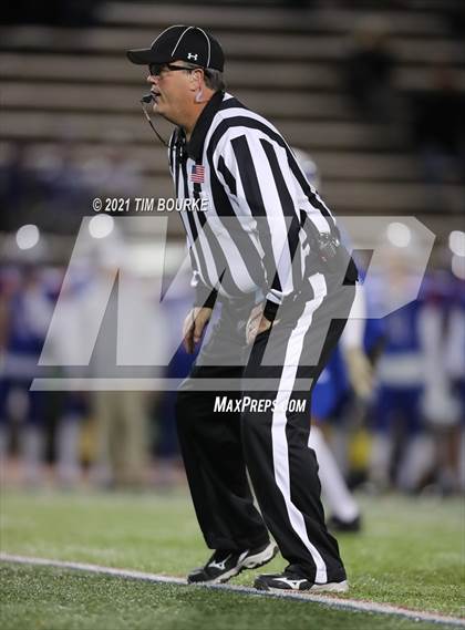 Thumbnail 3 in Mountain Vista @ Cherry Creek (CHSAA 5A Round Two Playoff) photogallery.