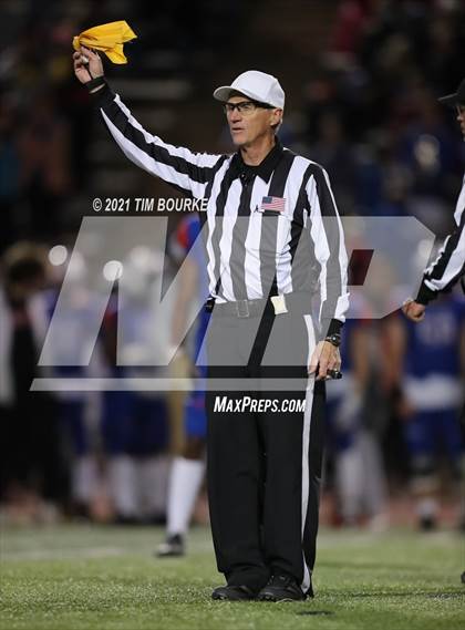 Thumbnail 3 in Mountain Vista @ Cherry Creek (CHSAA 5A Round Two Playoff) photogallery.