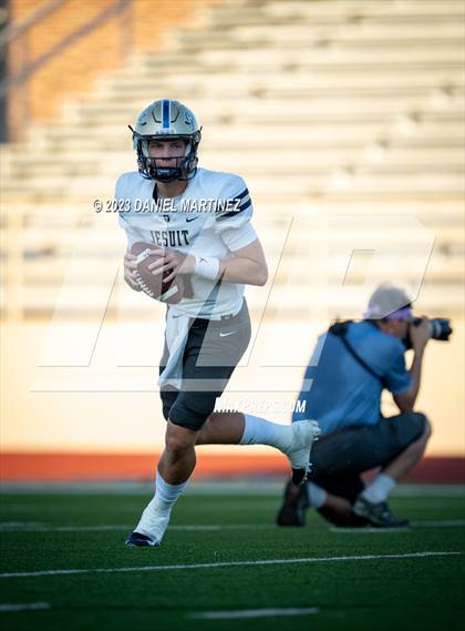 Thumbnail 1 in Dallas Jesuit @ Pearce photogallery.