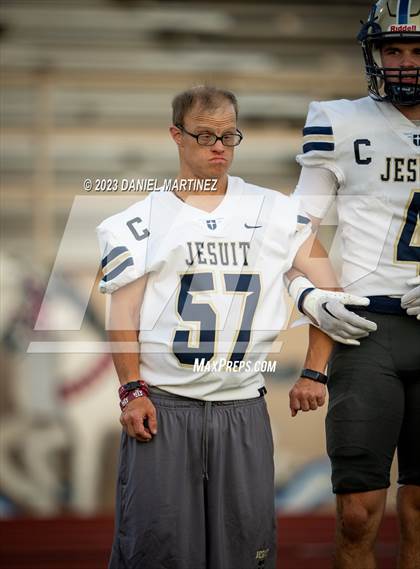 Thumbnail 2 in Dallas Jesuit @ Pearce photogallery.