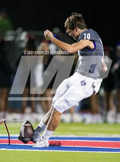 Thumbnail 2 in College Station vs. Mansfield Summit (UIL 5A Division I Semifinal) photogallery.