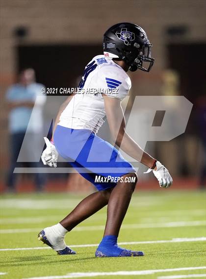 Thumbnail 2 in College Station vs. Mansfield Summit (UIL 5A Division I Semifinal) photogallery.