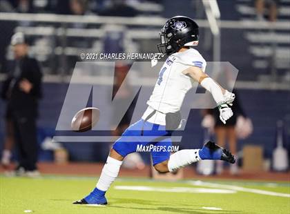 Thumbnail 3 in College Station vs. Mansfield Summit (UIL 5A Division I Semifinal) photogallery.