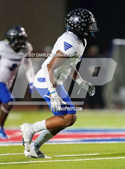 Thumbnail 1 in College Station vs. Mansfield Summit (UIL 5A Division I Semifinal) photogallery.