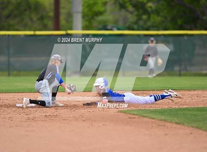 Thumbnail 1 in Coal Ridge vs. Resurrection Christian (CHSAA 3A Third Round Consolation) photogallery.