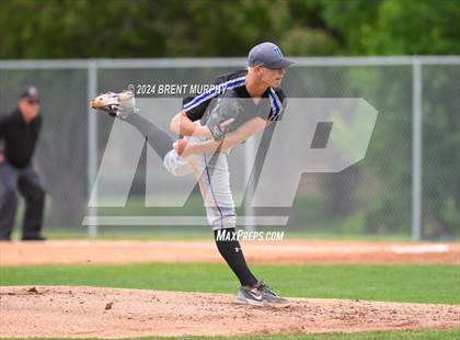 Thumbnail 3 in Coal Ridge vs. Resurrection Christian (CHSAA 3A Third Round Consolation) photogallery.