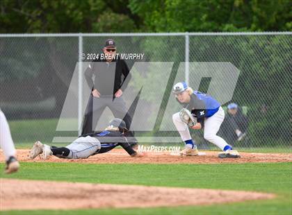 Thumbnail 2 in Coal Ridge vs. Resurrection Christian (CHSAA 3A Third Round Consolation) photogallery.