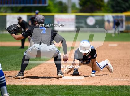 Thumbnail 1 in Coal Ridge vs. Resurrection Christian (CHSAA 3A Third Round Consolation) photogallery.