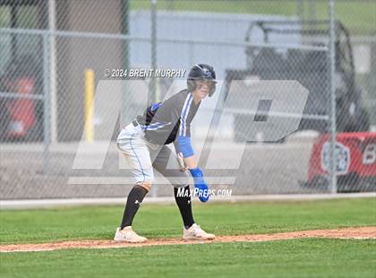 Thumbnail 2 in Coal Ridge vs. Resurrection Christian (CHSAA 3A Third Round Consolation) photogallery.
