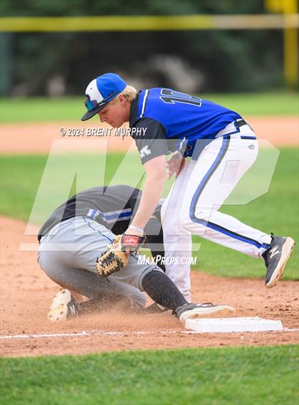 Thumbnail 2 in Coal Ridge vs. Resurrection Christian (CHSAA 3A Third Round Consolation) photogallery.