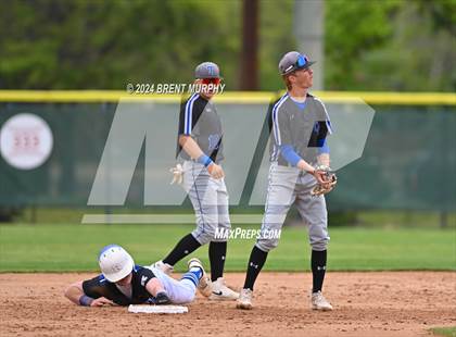 Thumbnail 2 in Coal Ridge vs. Resurrection Christian (CHSAA 3A Third Round Consolation) photogallery.