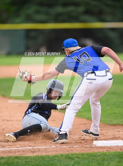 Thumbnail 1 in Coal Ridge vs. Resurrection Christian (CHSAA 3A Third Round Consolation) photogallery.