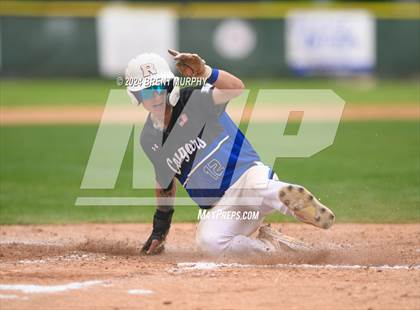 Thumbnail 3 in Coal Ridge vs. Resurrection Christian (CHSAA 3A Third Round Consolation) photogallery.