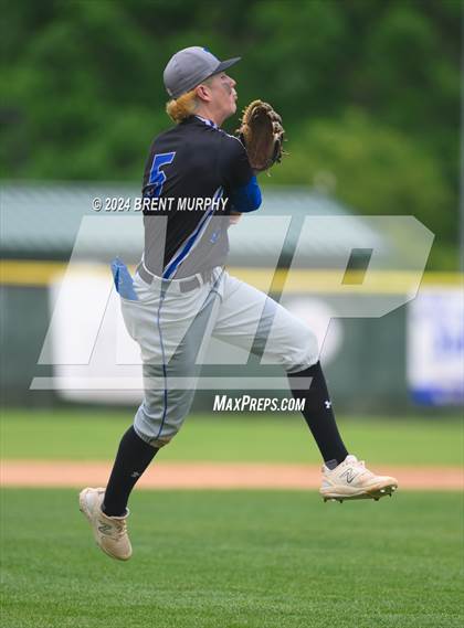 Thumbnail 3 in Coal Ridge vs. Resurrection Christian (CHSAA 3A Third Round Consolation) photogallery.