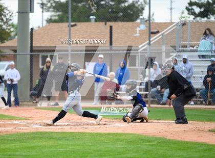 Thumbnail 3 in Coal Ridge vs. Resurrection Christian (CHSAA 3A Third Round Consolation) photogallery.