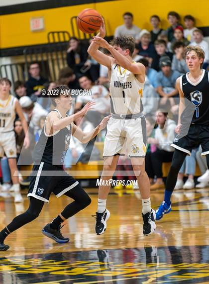 Thumbnail 3 in Genesee Christian @ Everest Collegiate photogallery.