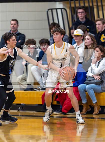 Thumbnail 3 in Genesee Christian @ Everest Collegiate photogallery.