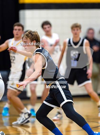 Thumbnail 1 in Genesee Christian @ Everest Collegiate photogallery.