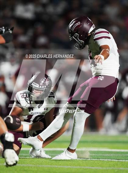 Thumbnail 1 in Magnolia @ College Station photogallery.