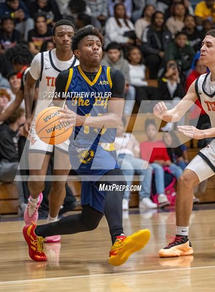 Thumbnail 3 in South View vs. New Life Christian Academy (MLK Dream Jam 2024) photogallery.