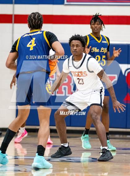 Thumbnail 2 in South View vs. New Life Christian Academy (MLK Dream Jam 2024) photogallery.