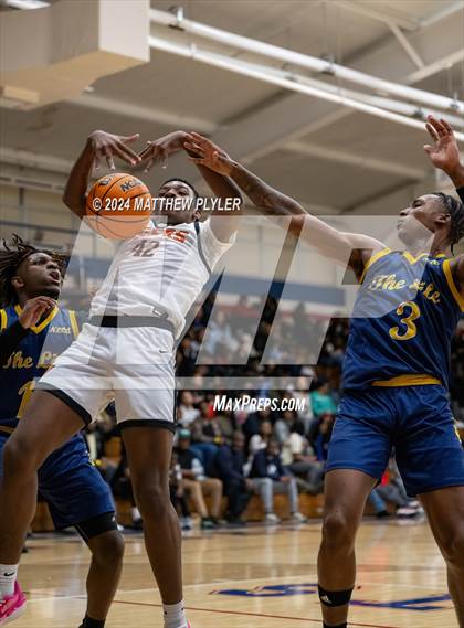 Thumbnail 1 in South View vs. New Life Christian Academy (MLK Dream Jam 2024) photogallery.