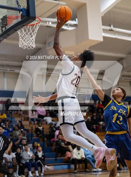 Thumbnail 1 in South View vs. New Life Christian Academy (MLK Dream Jam 2024) photogallery.