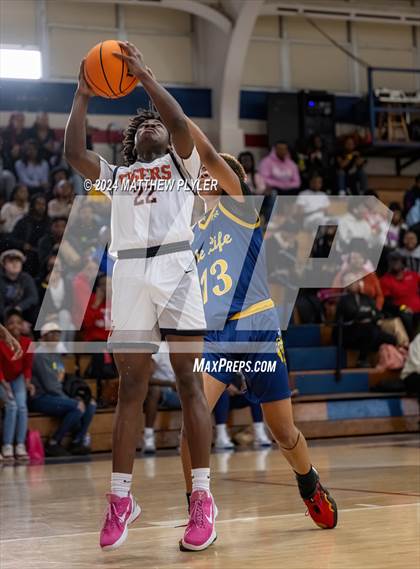 Thumbnail 3 in South View vs. New Life Christian Academy (MLK Dream Jam 2024) photogallery.