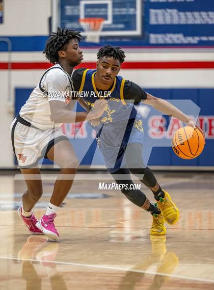 Thumbnail 1 in South View vs. New Life Christian Academy (MLK Dream Jam 2024) photogallery.