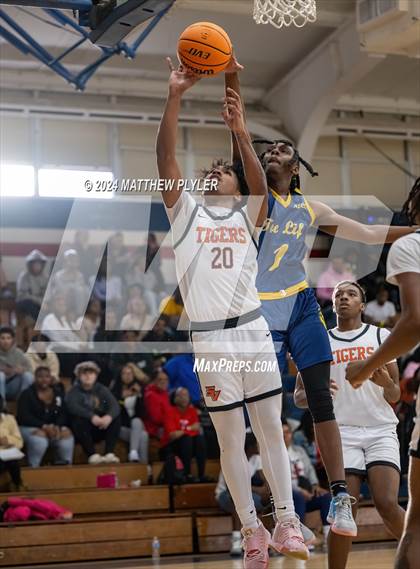 Thumbnail 2 in South View vs. New Life Christian Academy (MLK Dream Jam 2024) photogallery.
