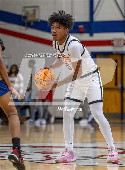 Thumbnail 1 in South View vs. New Life Christian Academy (MLK Dream Jam 2024) photogallery.