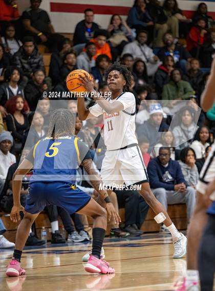 Thumbnail 3 in South View vs. New Life Christian Academy (MLK Dream Jam 2024) photogallery.