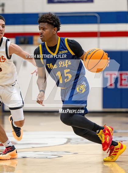 Thumbnail 2 in South View vs. New Life Christian Academy (MLK Dream Jam 2024) photogallery.