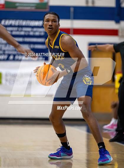 Thumbnail 2 in South View vs. New Life Christian Academy (MLK Dream Jam 2024) photogallery.
