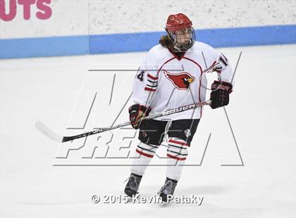 Thumbnail 3 in Glastonbury vs. Greenwich (CIAC D1 Semifinal) photogallery.