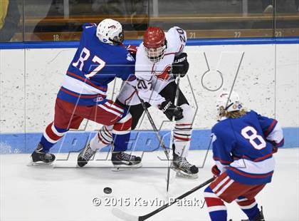 Thumbnail 2 in Glastonbury vs. Greenwich (CIAC D1 Semifinal) photogallery.